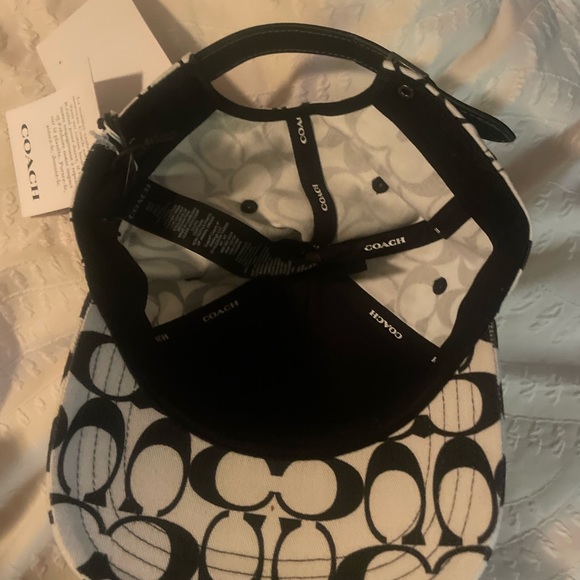 COACH Cap NWT - Picture 4 of 7
